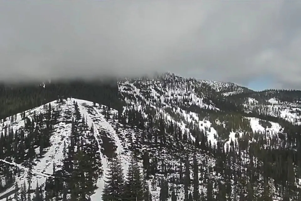 Mt. Shasta Ski Park Temporarily Shuts After Warm Spell Drains Snow — Reopening Hoped by Feb. 14