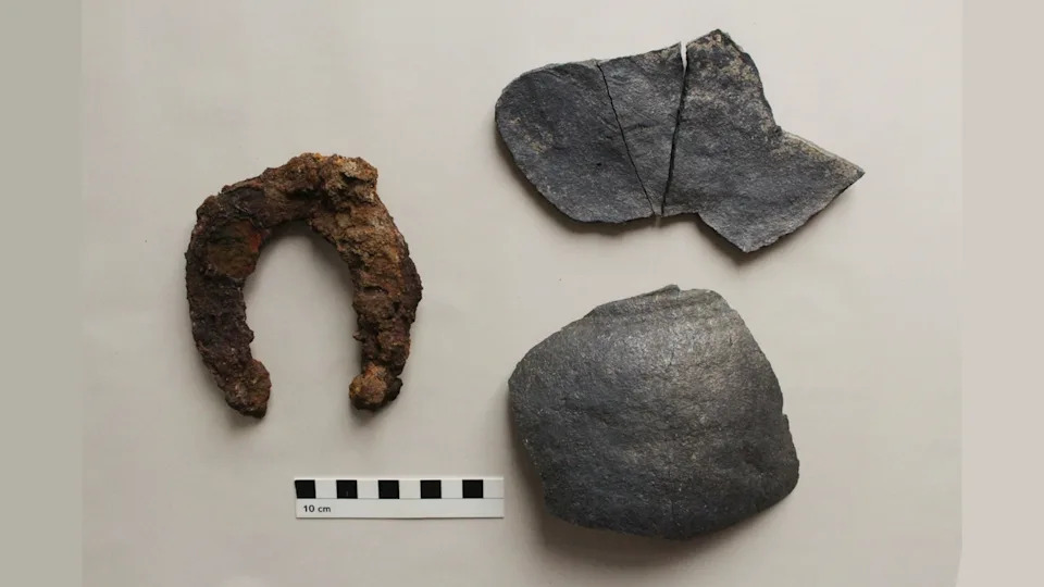 Srednjovekovni 'erdstall' Iskopan Kroz Neolitsko Groblje Kod Dornberga — Mogući Tragovi Ritualnih Aktivnosti