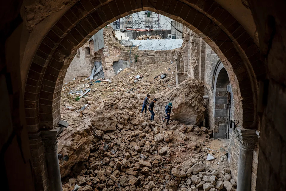 Spasiti prošlost: Palestinci pokušavaju sačuvati kulturno nasleđe Gaze iz ruševina