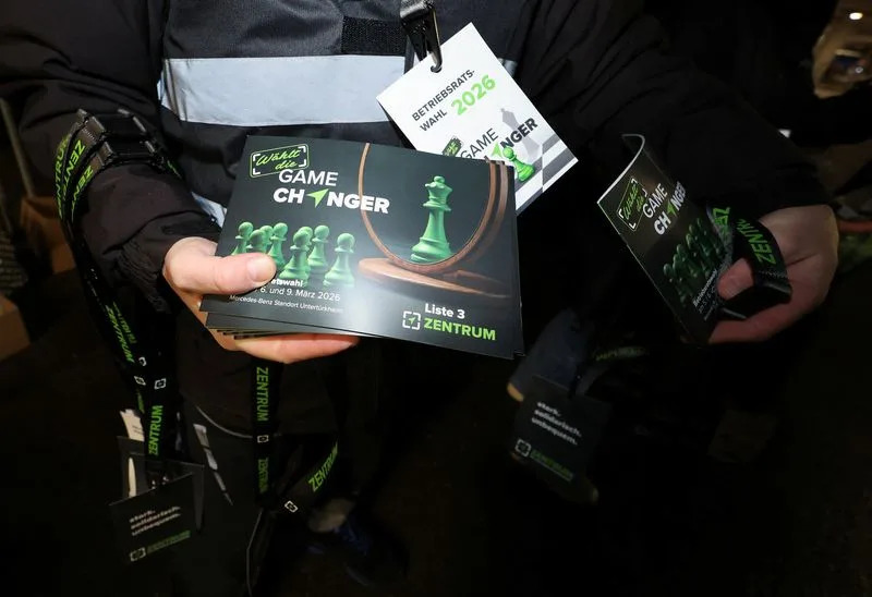 Krajnja Desnica Na Kapiji Fabrike: AfD I Zentrum Ciljaju Radnike Automobilske Industrije