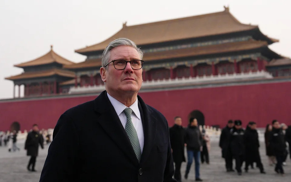 Starmerova poseta Pekingu i posledice za Hongkong: Džimi Lai osuđen na 20 godina