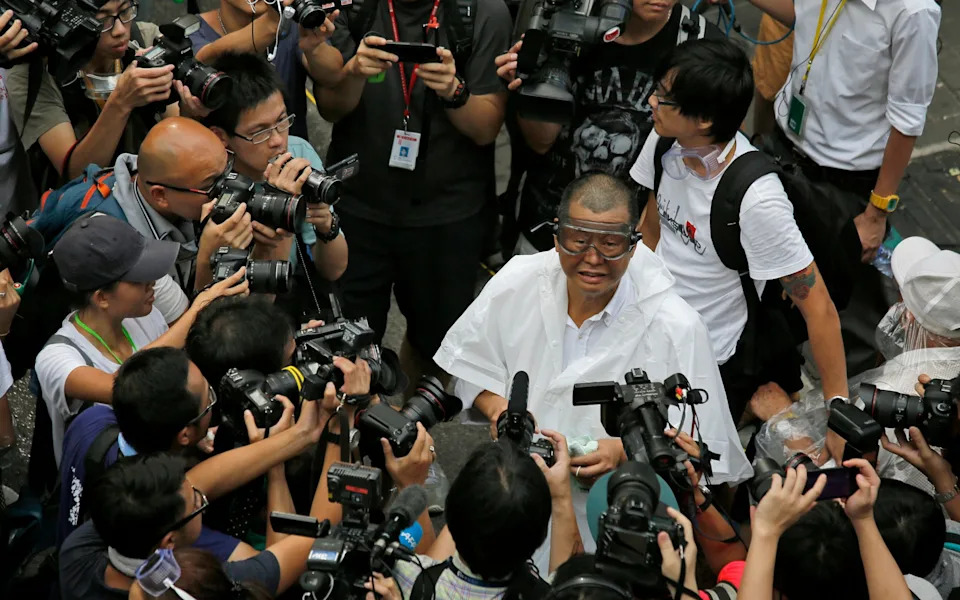 Starmerova poseta Pekingu i posledice za Hongkong: Džimi Lai osuđen na 20 godina