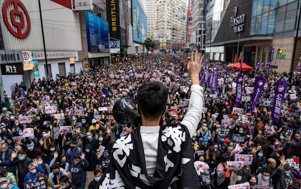 Starmerova poseta Pekingu i posledice za Hongkong: Džimi Lai osuđen na 20 godina