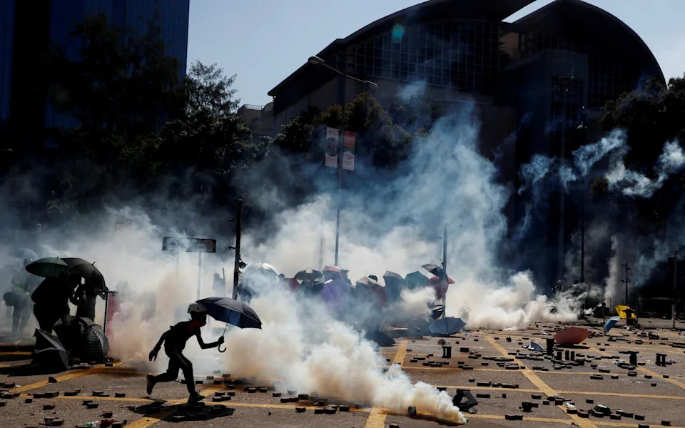 Starmerova poseta Pekingu i posledice za Hongkong: Džimi Lai osuđen na 20 godina