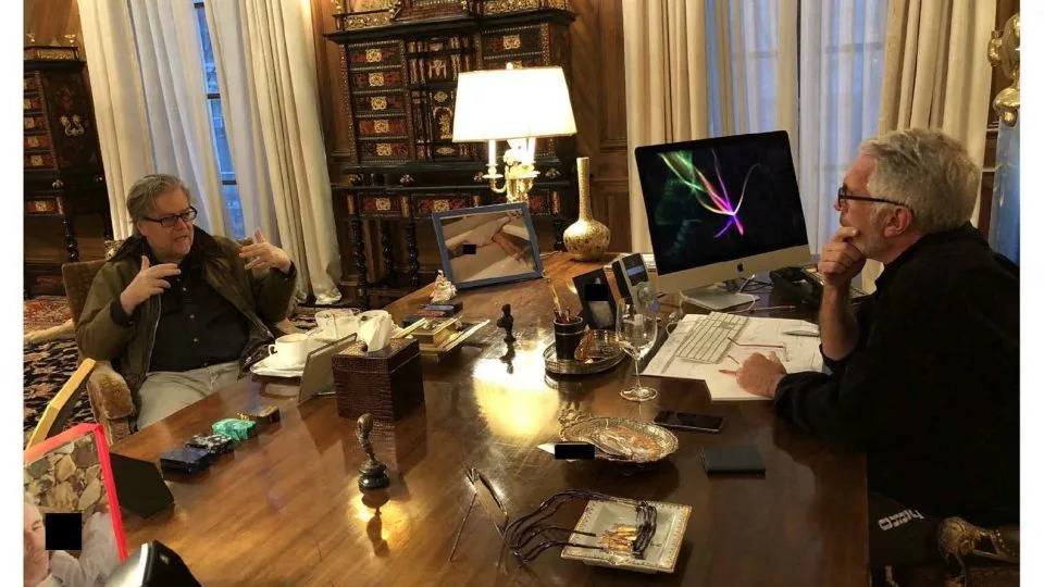 DOJ Fajlovi: Bannon Je 2019. Pokušao Da Pridobije Epstajna U Planovima Protiv Pape Franje