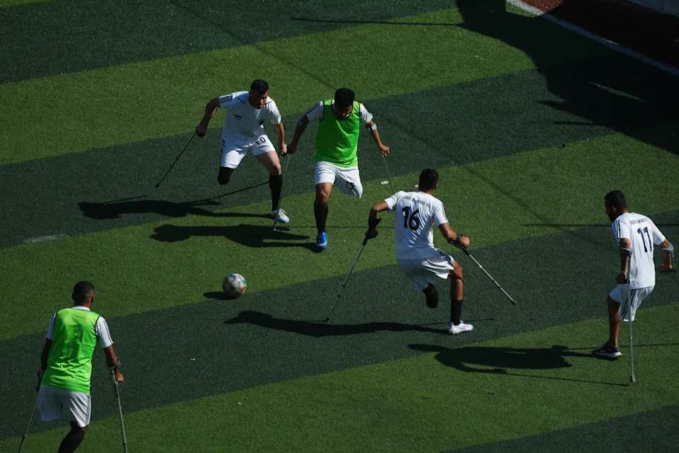 Fudbal Se Vraća U Gazu: Amputirci I Lokalni Timovi Igraju Na Improvizovanom Terenu U Jabalia