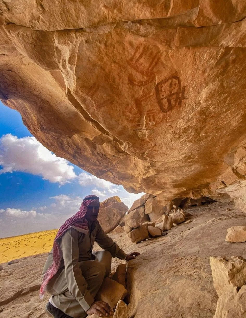 U Sinaju Otkriveno Pećinsko Sklonište Sa Crtežima Starim Do 10.000 Godina: Lovci, Konjanici i Nabatejski Natpisi