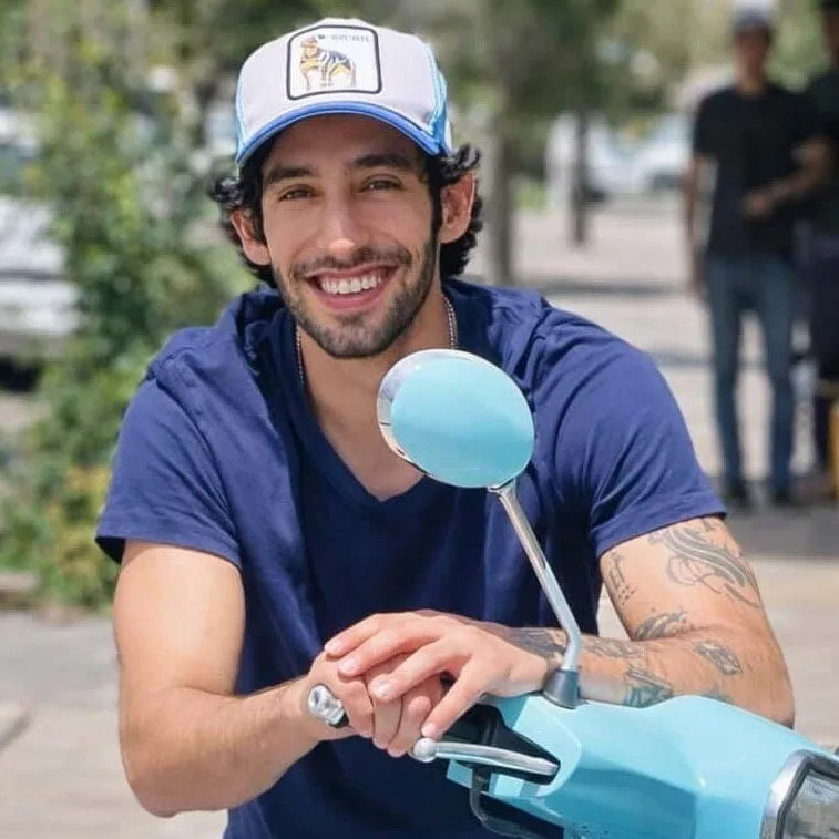 Iran Optužuje Bahaije Za Proteste: Venus (28) i Peyvand (30) Prisilno Priznali Na Državnoj TV, Prete Im Smrtnе Kazne