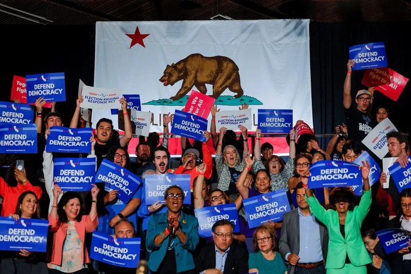 Bitka za mape: Kako precrtavanje kongresnih okruga u SAD menja raspodelu snaga država po država
