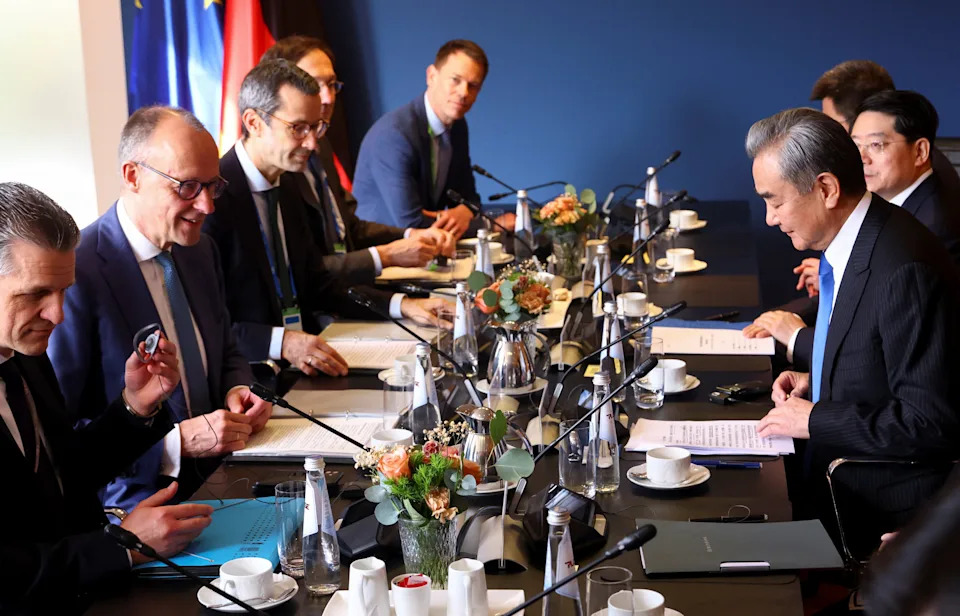 Merz U Kini: Trgovina, Ukrajina i Borba Za Novi Svetski Poredak