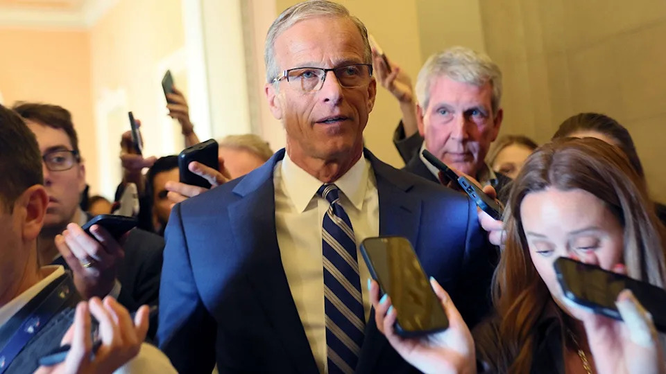 Senate Democrats Block DHS Funding Again, Extending Partial Shutdown Ahead of State of the Union
