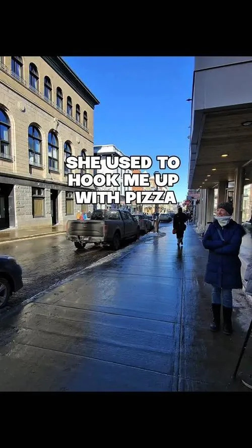 Provera: Ghislaine Maxwell NIJE Primećena U Kvebeku — Video Je AI 