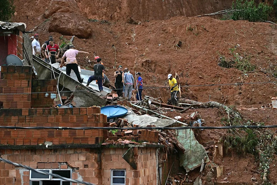 At Least 30 Dead After Massive Landslide Devastates Juiz de Fora Hillside; 39 Still Missing