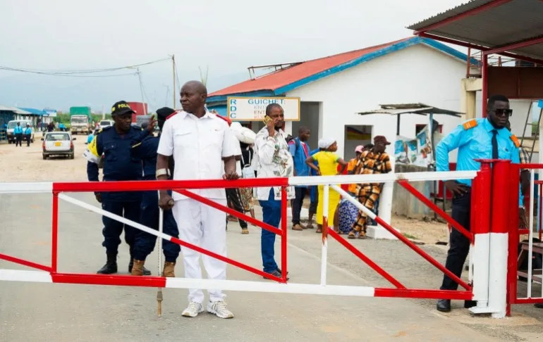 Prelaz Kavimvira Ponovo Otvoren: Stotine Kongolanaca Se Vraćaju Iz Burundija Nakon Ofanzive M23