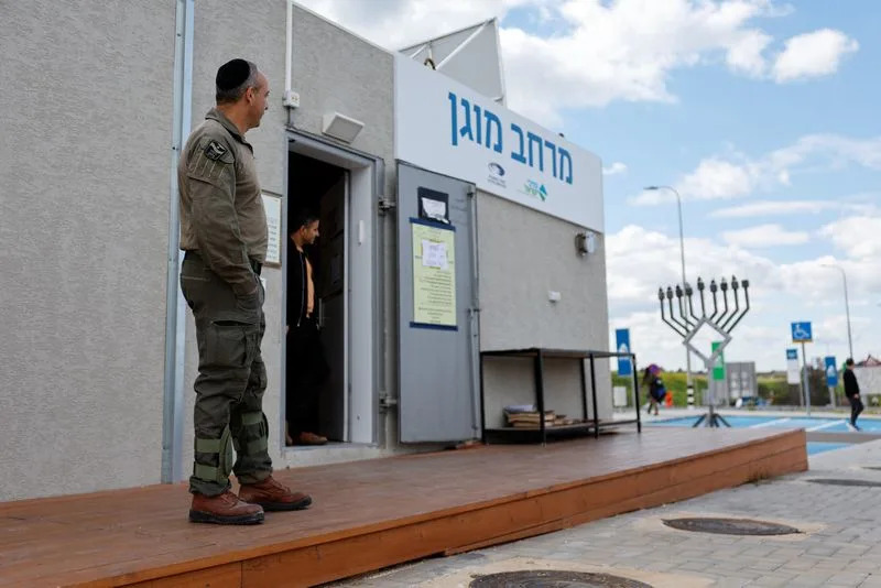 Lapid Podržava Udare Na Iran I Poziva Na Promenu Režima — „Pravedni Rat Protiv Zla”