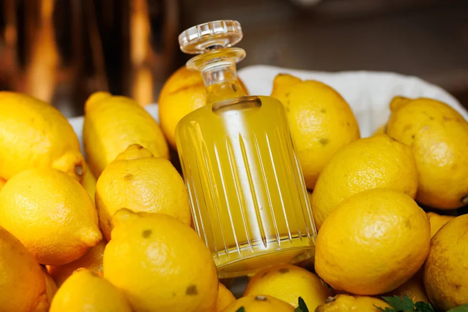 Mother Campaigns for Safer Alcohol After Daughter, 38, Dies From Methanol-Poisoned Limoncello in Bali