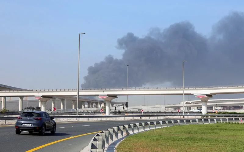 Krhotine presretnutog drona oštetile Etihad Towers u Abu Dabiju; udari se šire Zalivom