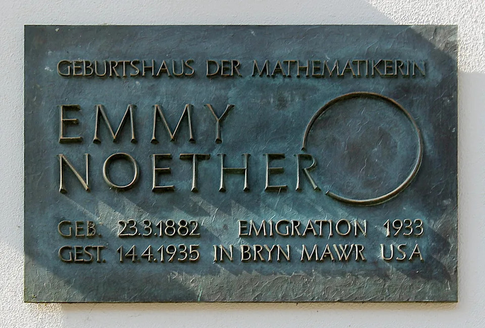 Emmy Noether: Genijalna Matematičarka Koja Je Preoblikovala Teoriju Prstenova i Prevazišla Seksizam i Nacizam