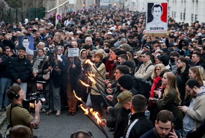 Ubistvo u Lionu Okupilo Krajnju Desnicu širom Evrope — Mobilizacija i Bezbednosni Rizici