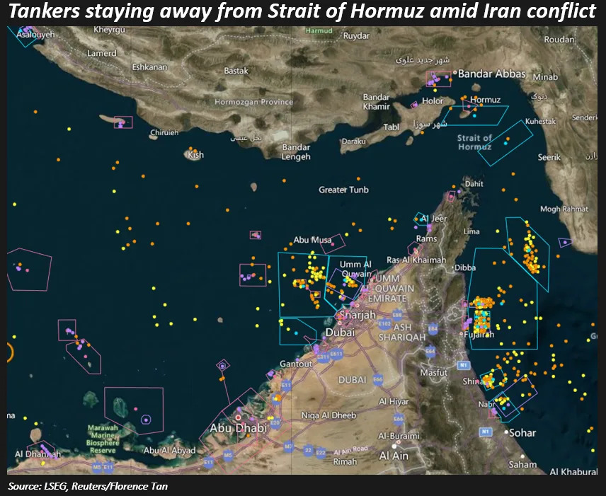 Tanker Tajno Prošao Hormuz Dok Sukob SAD–Iran Parališe Plovidbu; Pogodjena Ras Tanura