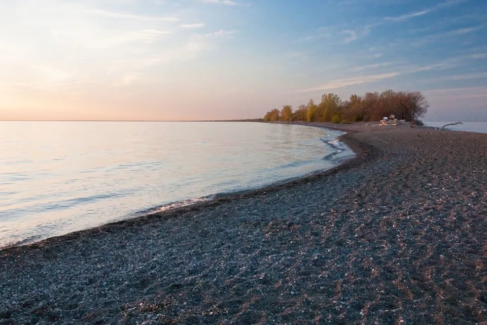 Ontario Couple Could Owe $234,000 After Discovering 1,000‑Year‑Old Indigenous Remains During Cottage Renovation