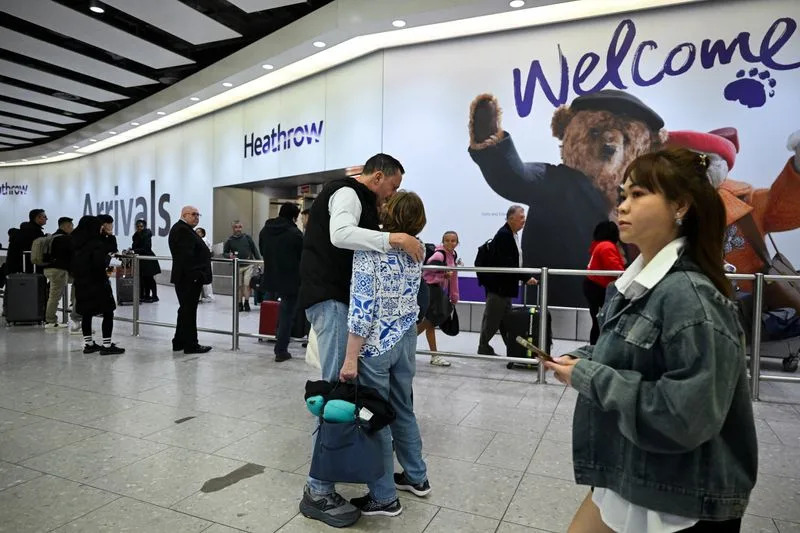 Maskat Ograničava Privatne Letove — Prednost Vladinim i Komercijalnim Linijama