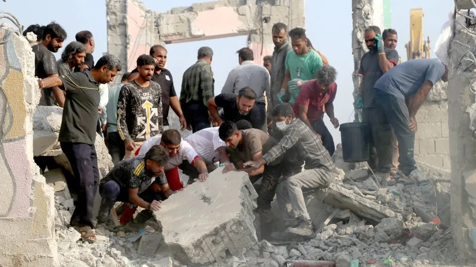 Video iz Minaba: Tomahawk pogodio IRGC bazu pored škole — snimak i stručna analiza ukazuju na moguću odgovornost SAD