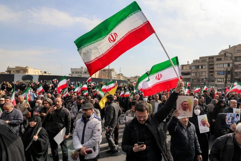 Koji je Trampov krajnji cilj u Iranu — bezuslovna predaja, promena režima ili prinudni sporazum?