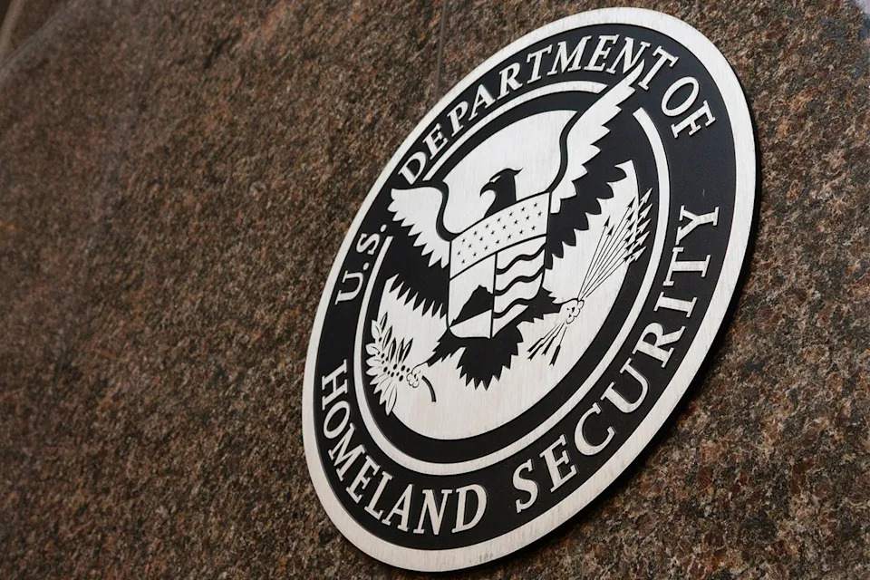 Major U.S. Airports Face Hours‑Long TSA Delays as Partial DHS Shutdown Reduces Staffing