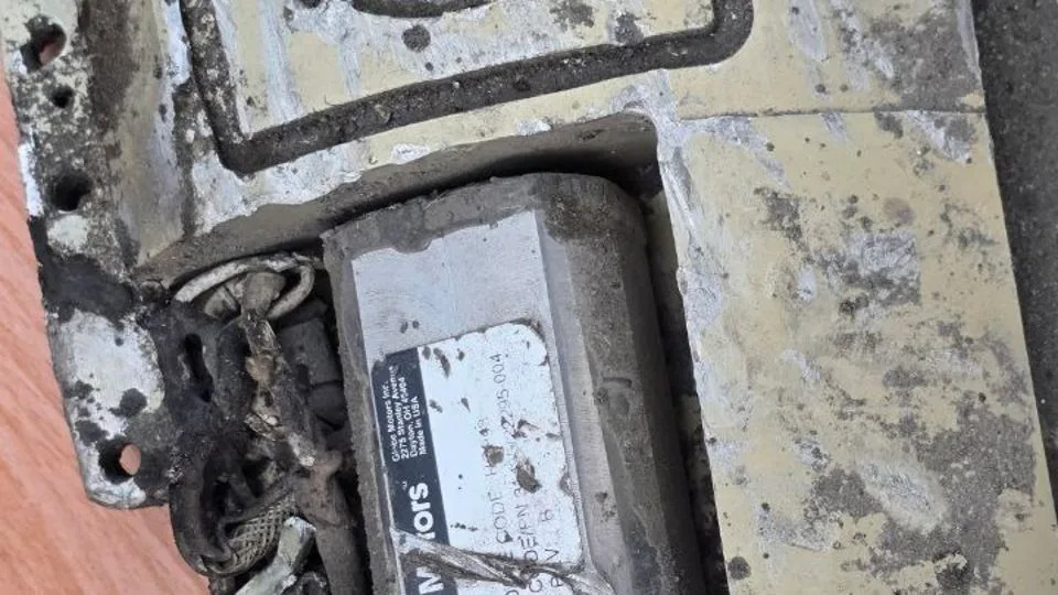 Fotografije Pokazuju Delove Koji Odgovaraju Tomahawk Raketama Na Mestu Smrtonosnog Udara U Minabu