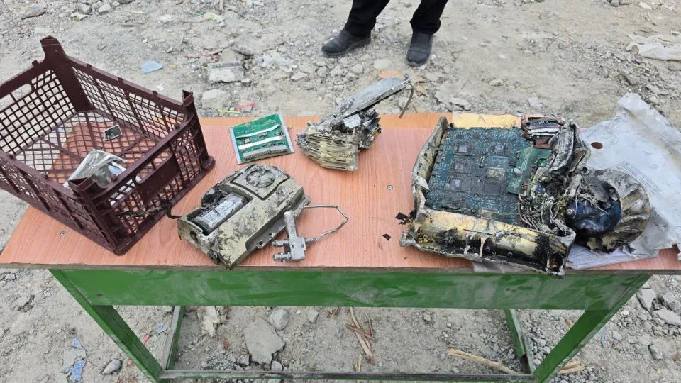 Fotografije Pokazuju Delove Koji Odgovaraju Tomahawk Raketama Na Mestu Smrtonosnog Udara U Minabu