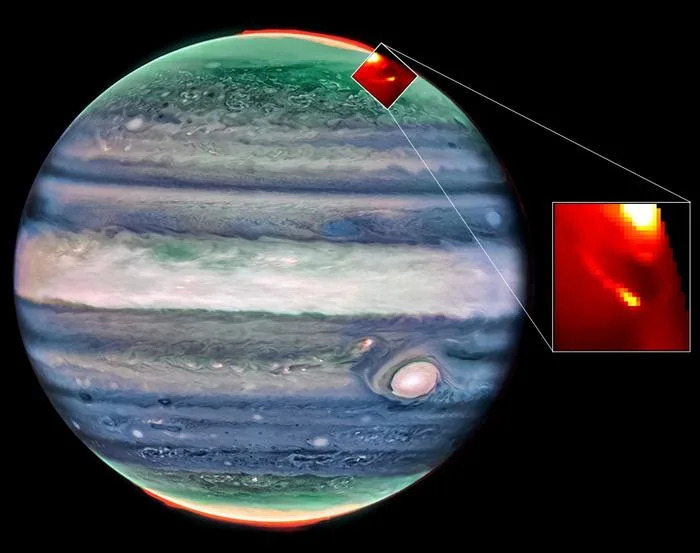 JWST Otkrio Hladne „Otiske“ Meseca U Jupiterovoj Aurori — Neočekivana Tačka Iznad Ioa
