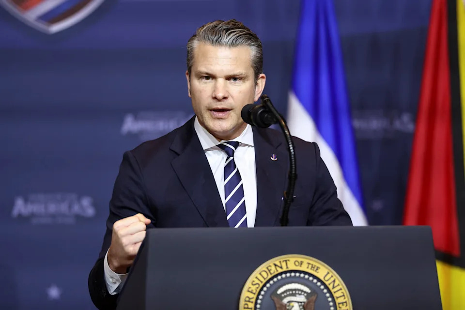 Senator Brands Trump’s Iran War Plans 'Incoherent' After Secret 'Operation Epic Fury' Briefing