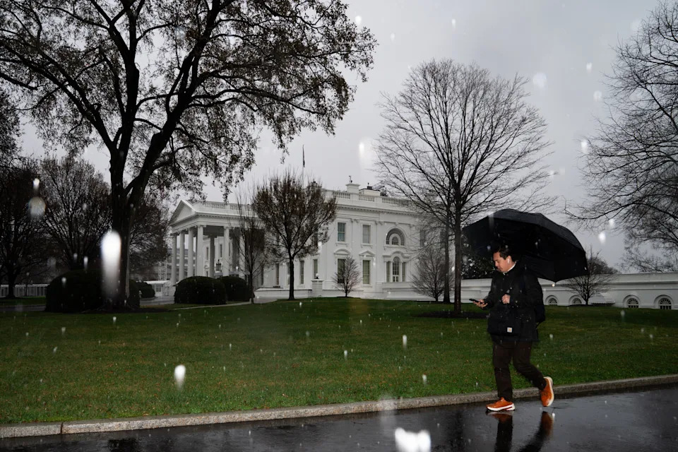 Amerika Pod Udarem Vremenskog Haosa: Mećave, Polarni Vortex, Toplotna Kupola i Atmosferska Rečica Istovremeno