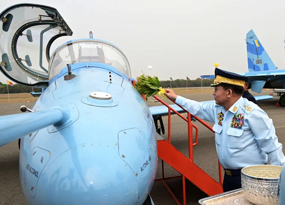 Mjanmar Pojačava Vazdušne Snage: Su-30 Među Novim Borbenim Avionima, Vojska Povratila Tagaung