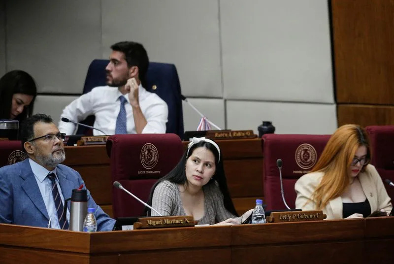 Kako Kina privlači paragvajsku političku elitu: luksuzne ture, ekonomski pritisci i izazov za Tajvan