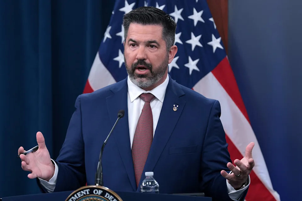 Pentagon Overhaul Tightens Grip on Stars and Stripes, Sparking Free-Press Concerns