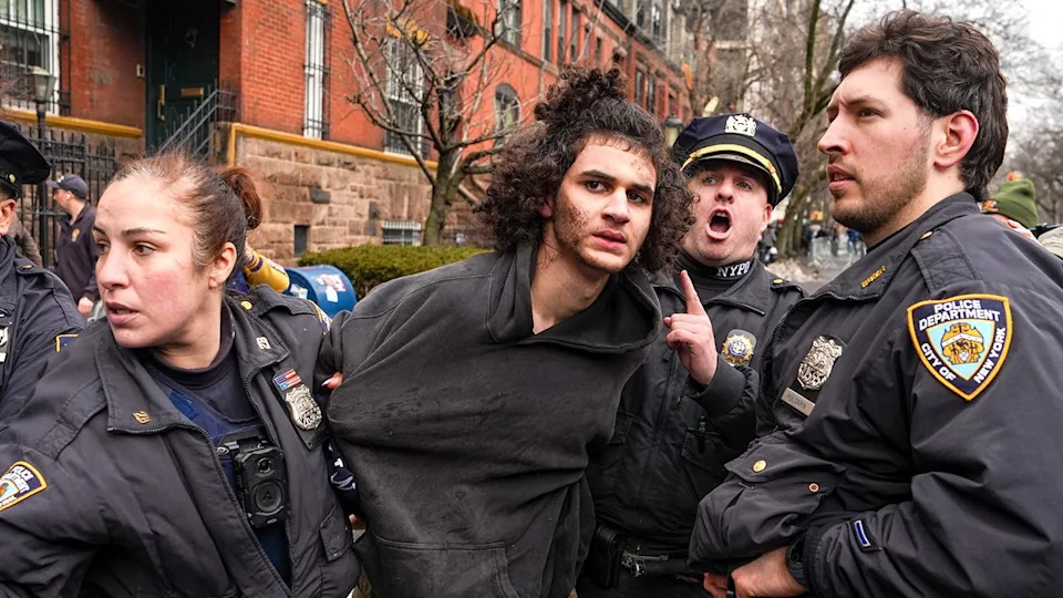 Ex-Jihadist Warns Recruiters Are Turning Isolated Teens Into ‘Superheroes’ After Alleged NYC Bomb Plot