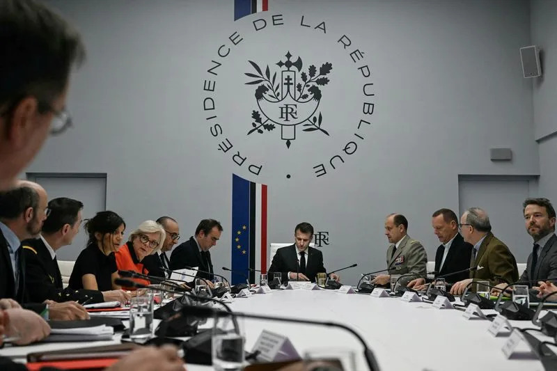 Makron Pozvao Iran Da Odmah Prekine Napade i Obnovi Slobodu Plovidbe Kroz Hormuz