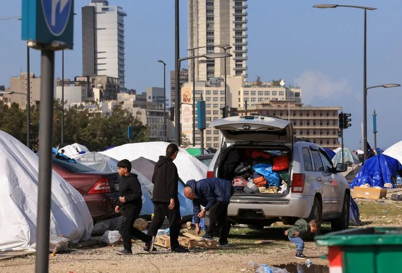 Izrael Planira Najmanje Tri Sedmice Rata; Vazdušni Napadi Pogađaju Iran, Dronovi Gađaju UAE