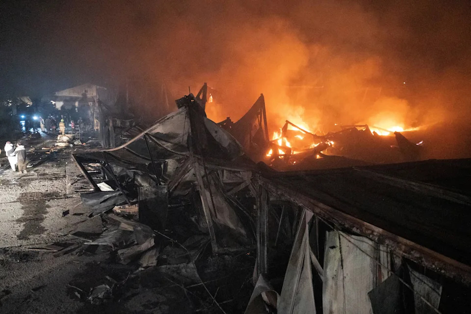 Pakistanski vazdušni udar pogodio bolnicu „Omid” u Kabulu, Taliban tvrdi preko 400 mrtvih — Pakistan negira