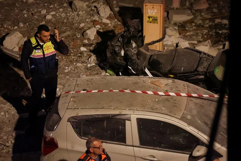 Iran Gađa Tel Aviv Klaster-Raketama Kao Odmazdu; Sukob Se Širi Preko Libana i Zaliva