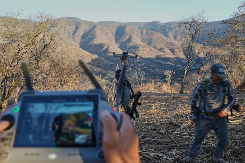 Meštani Guerreroa Uzvraćaju: 50-člana Samoodbrana Protiv Kartela La Nueva Familia Michoacana