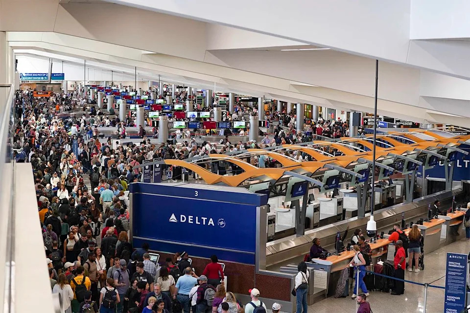 Three-Hour TSA Lines Snarl Atlanta Airport as Government Shutdown Continues During Spring Break