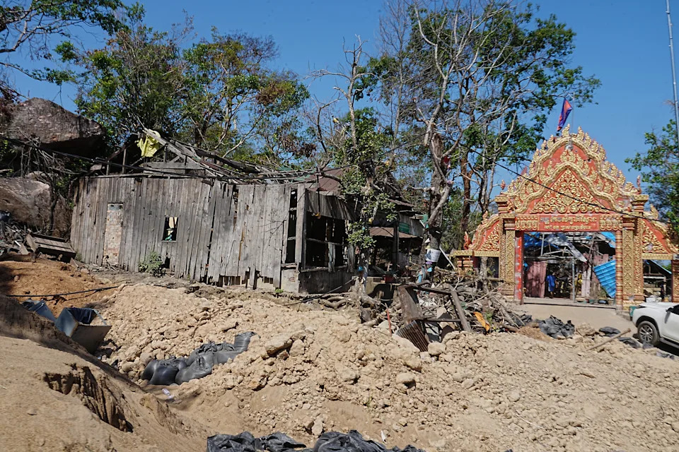 1,000-Year-Old Preah Vihear Temple Largely Damaged After Cambodia–Thailand Border Clashes