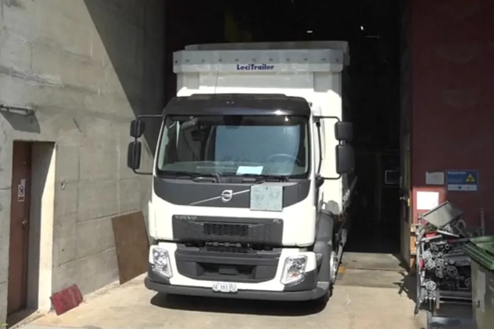 CERN Uspešno Testirao Transport Antiprotona — 92 Čestice U Prenosnoj Zamci