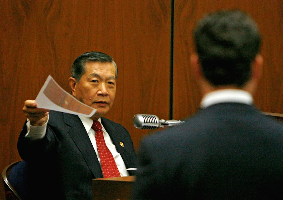 Henry Lee, Legendarni Forenzičar Koji Je Svedočio U Suđenju O.J. Simpsona, Preminuo U 87. Godini