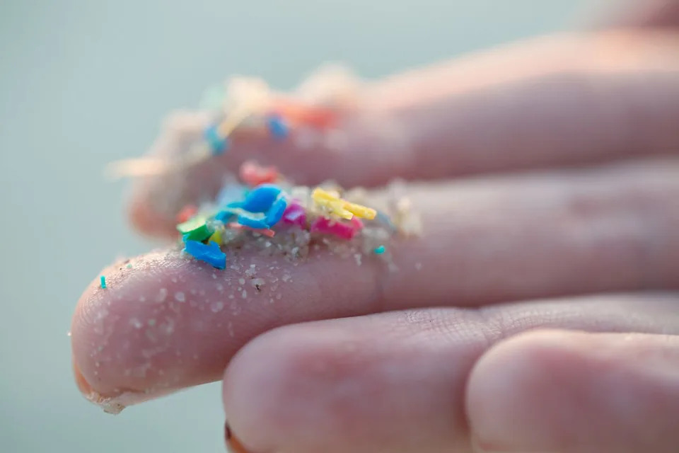 Srednjoškolka Iz Virginije Osmislila Filter Koji Uklanja 95,5% Mikroplastike Iz Vode