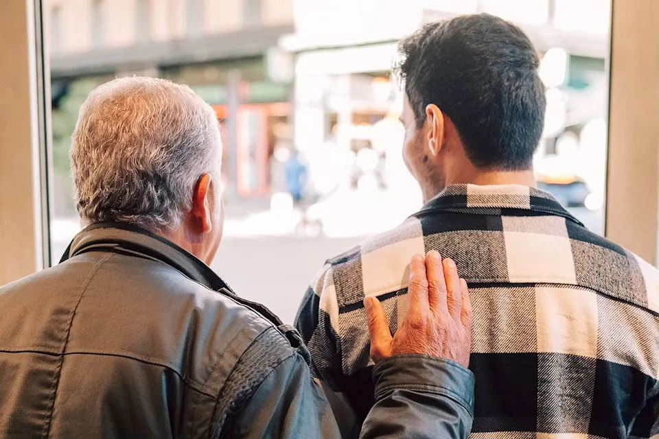 Father and Son Barred From Donating After Alleged 600+ Children Tied to Their Sperm Donations