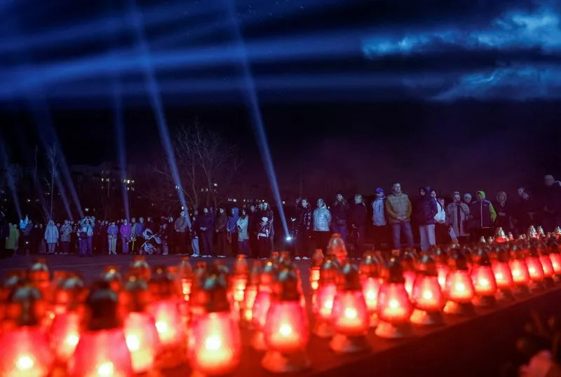 Kaja Kallas i ministri EU u Kijevu na godišnjici masakra u Buči — podrška i pozivi na pravdu